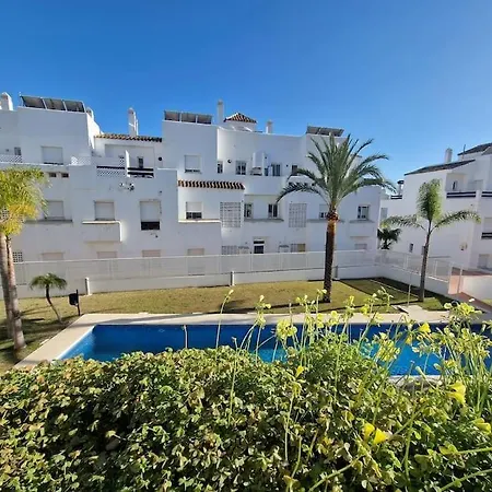 Borghese 4-9 Golf & Relax Apartment *