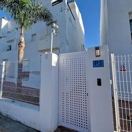 Borghese 4-9 Golf & Relax Apartment Estepona